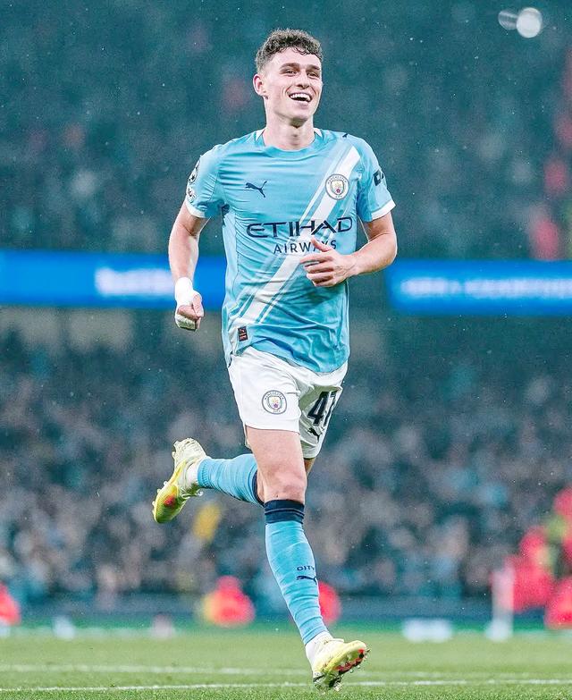 IM体育世界杯2026-英格兰绝杀多特蒙德，福登关键制胜