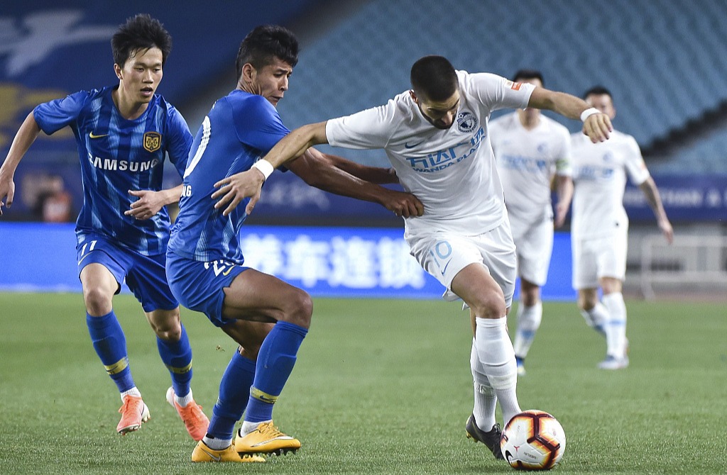 江苏苏宁球员状态火热,连胜踏入前三 江苏苏宁球员状态火热,连胜踏入前三