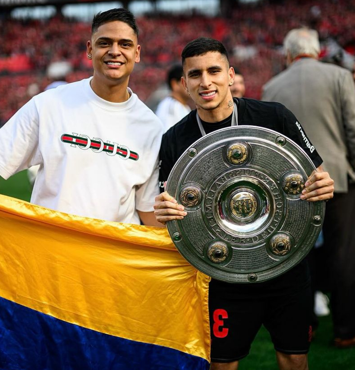 哥伦比亚运动员勇夺摔跤比赛冠军 哥伦比亚运动员勇夺摔跤比赛冠军