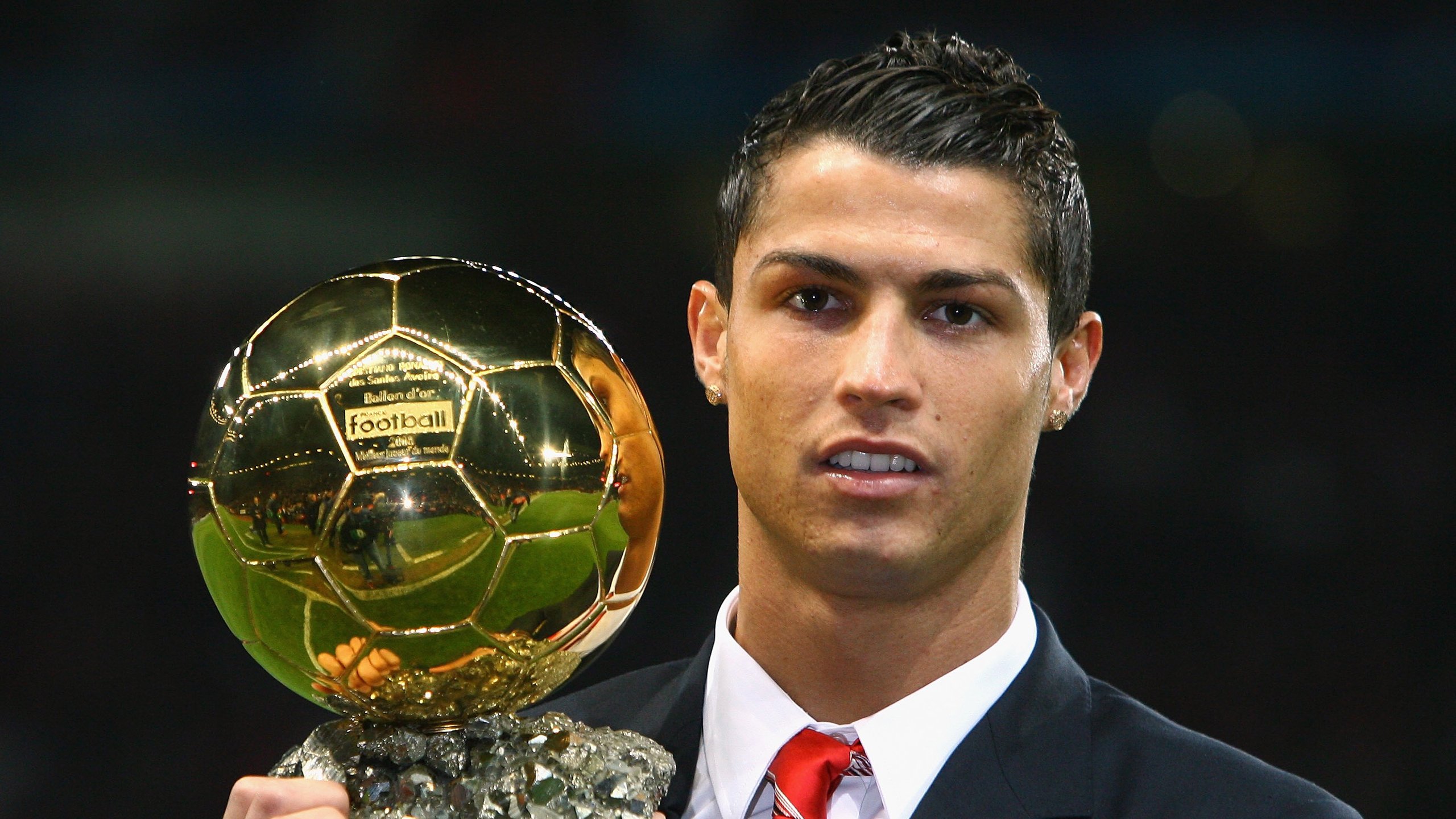 当里昂在加时赛奏响法兰西凯歌，布鲁诺于NBA总决赛接管战场—唯一性如何定义传奇